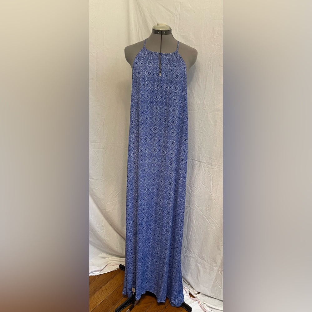 Blue beach cover/maxi dress with embroidered detail